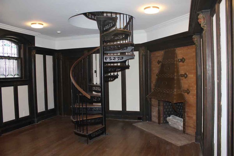 Spiral staircase